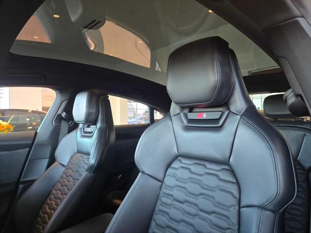 2026 Audi e-tron GT Premium Plus quattro