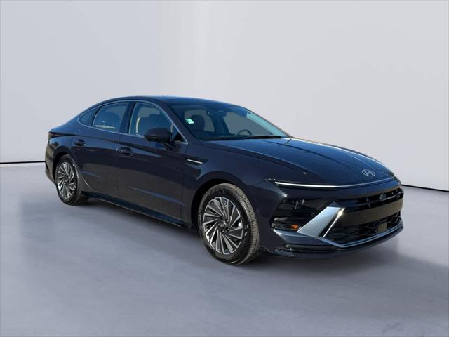 2025 Hyundai Sonata Hybrid Limited for sale in Knoxville, TN