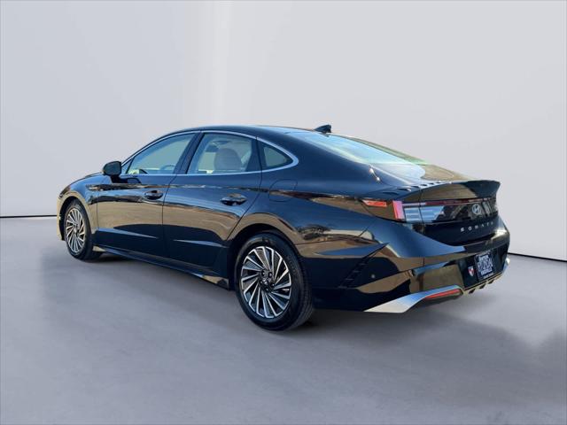 2025 Hyundai Sonata Hybrid Limited