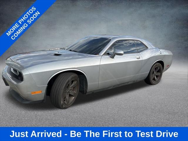 2014 Dodge Challenger SXT 2014 Dodge Challenger SXT