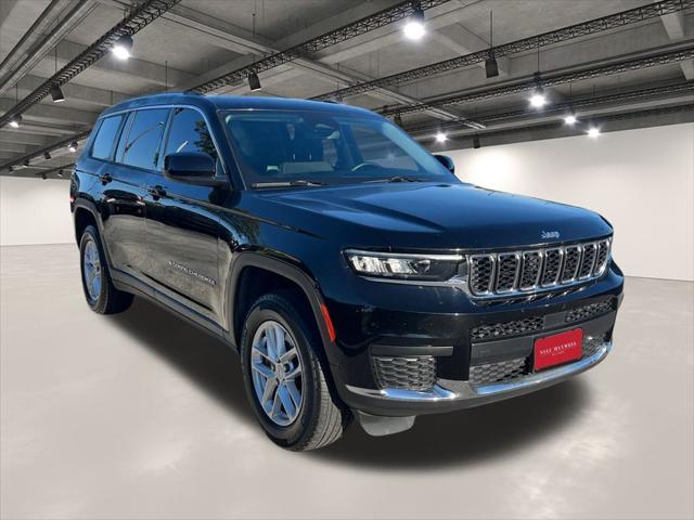 2022 Jeep Grand Cherokee L Laredo 4x2 2022 Jeep Grand Cherokee L Laredo 4x2