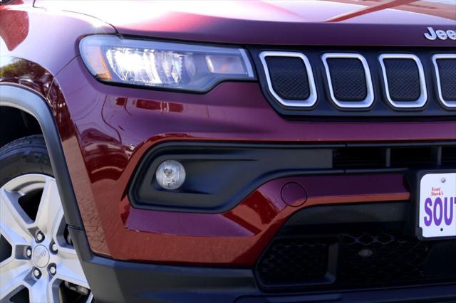 2022 Jeep Compass Latitude FWD