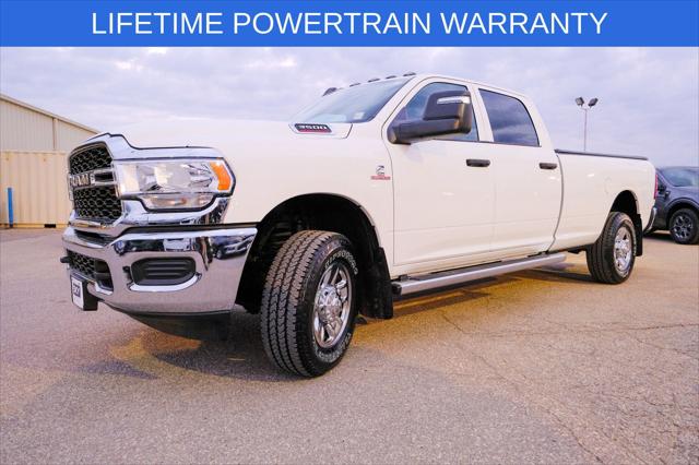 2024 RAM 3500 Tradesman Crew Cab 4x4 8 Box 2024 RAM 3500 Tradesman Crew Cab 4x4 8 Box