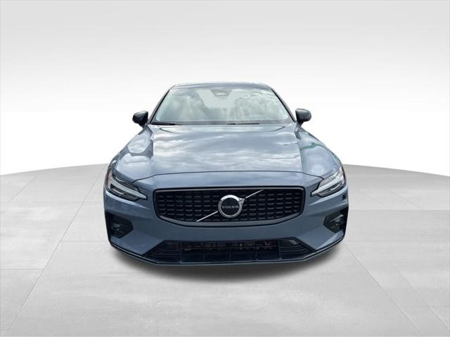 2024 Volvo S60 B5 Core Dark Theme 2024 Volvo S60 B5 Core Dark Theme