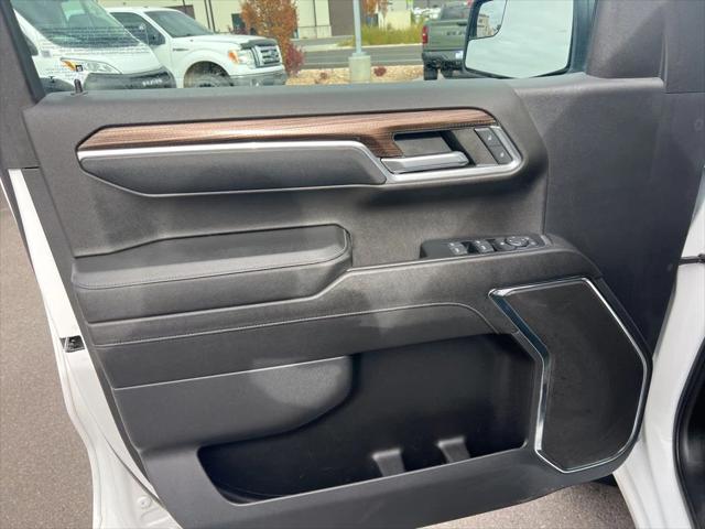 2023 Chevrolet Silverado 1500 4WD Crew Cab Standard Bed LT