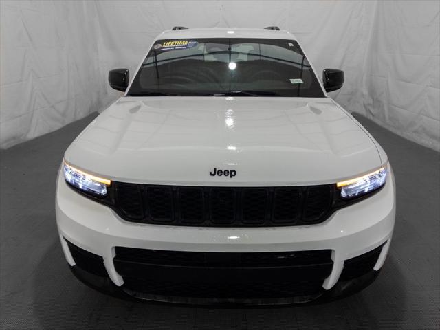 2024 Jeep Grand Cherokee L Altitude 4x4 2024 Jeep Grand Cherokee L Altitude 4x4