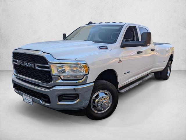 2020 RAM 3500 Tradesman Crew Cab 4x4 8 Box 2020 RAM 3500 Tradesman Crew Cab 4x4 8 Box