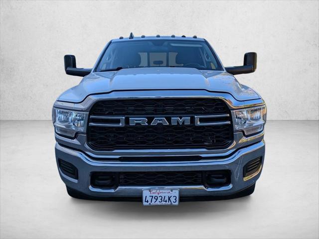 2020 RAM 3500 Tradesman Crew Cab 4x4 8 Box 2020 RAM 3500 Tradesman Crew Cab 4x4 8 Box