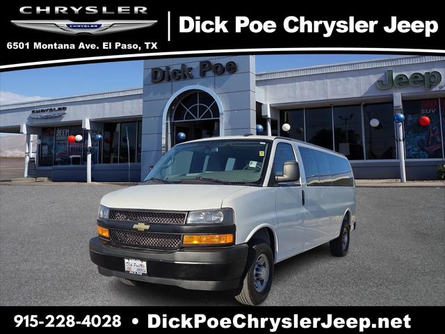 2025 Chevrolet Express Passenger RWD 3500 Extended Wheelbase LS
