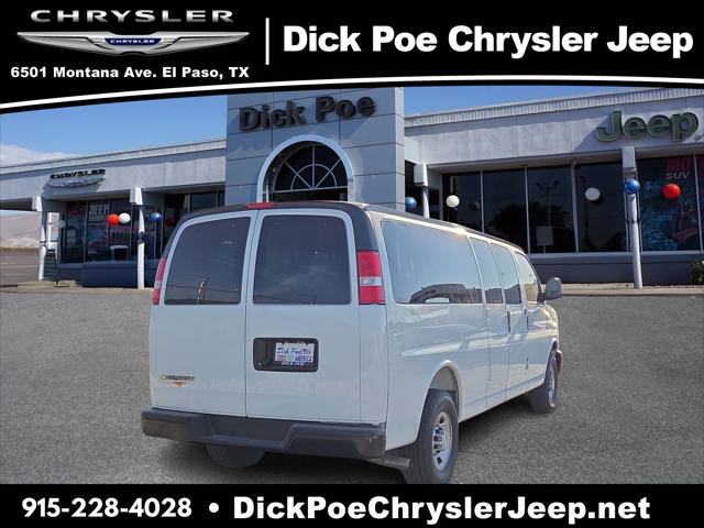 2025 Chevrolet Express Passenger RWD 3500 Extended Wheelbase LS