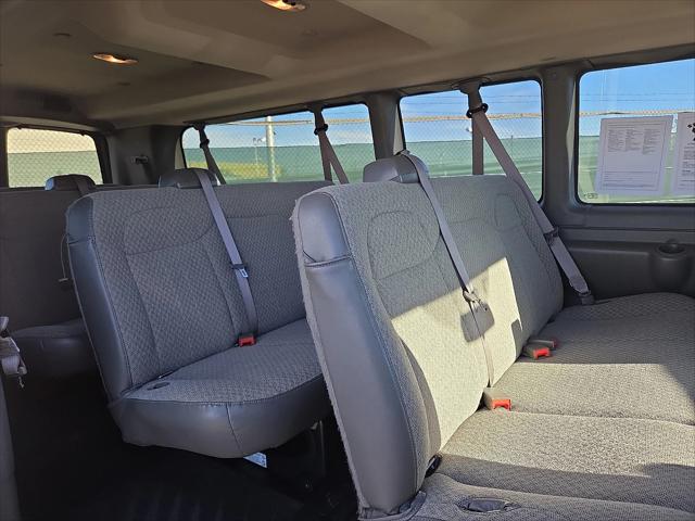 2025 Chevrolet Express Passenger RWD 3500 Extended Wheelbase LS
