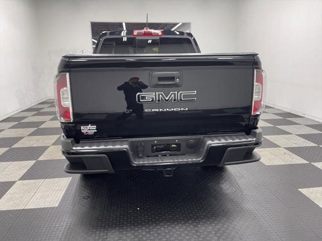 2022 GMC Canyon 4WD Crew Cab Short Box Elevation 2022 GMC Canyon 4WD Crew Cab Short Box Elevation