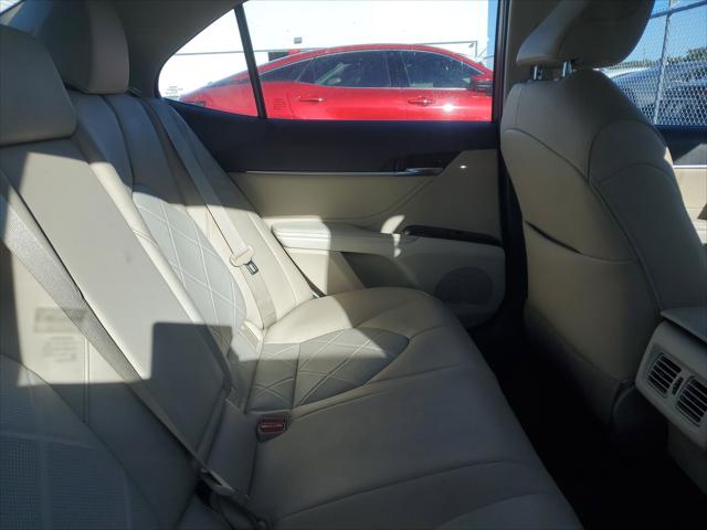 2018 Toyota Camry Hybrid XLE 2018 Toyota Camry Hybrid XLE