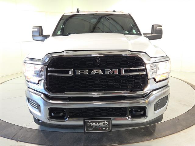 2024 RAM 3500 Tradesman Crew Cab 4x4 8 Box 2024 RAM 3500 Tradesman Crew Cab 4x4 8 Box
