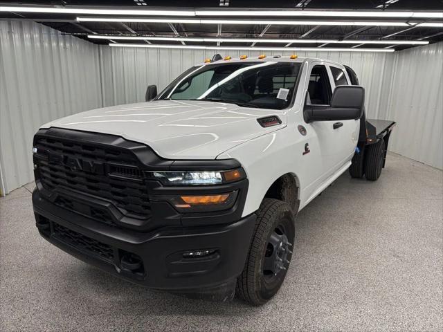2026 RAM Ram 3500 Chassis Cab RAM 3500 TRADESMAN CREW CAB CHASSIS 4X4 60 CA