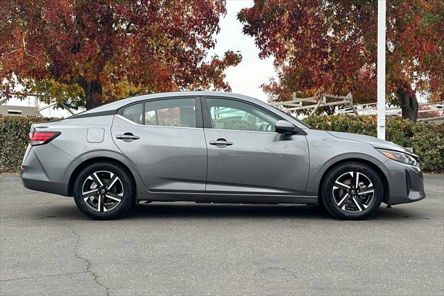 2024 Nissan Sentra SV Xtronic CVT