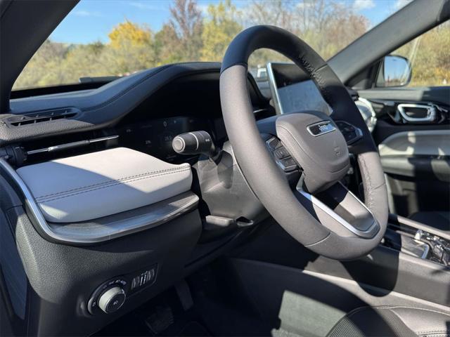 2025 Jeep Compass Limited 4x4 2025 Jeep Compass Limited 4x4