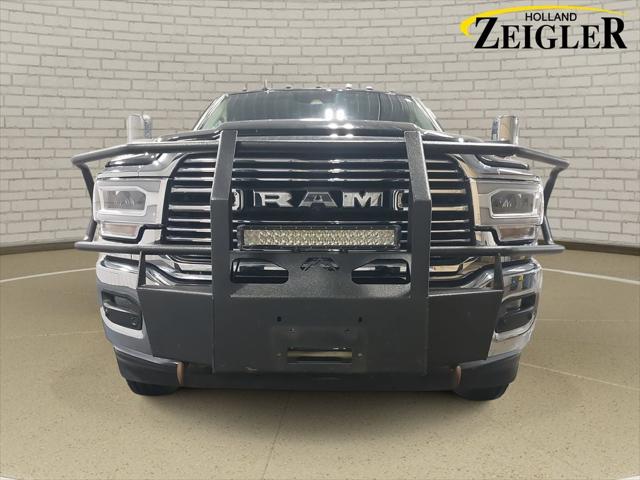 2019 RAM 3500 Laramie Crew Cab 4x4 8 Box