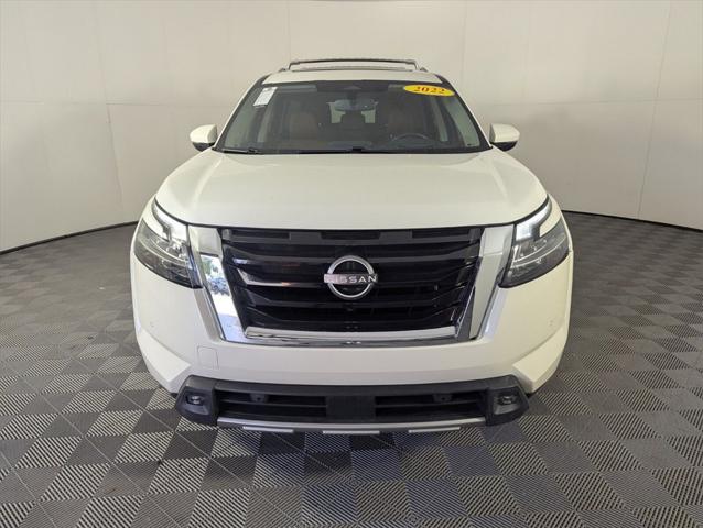 2022 Nissan Pathfinder Platinum 2WD