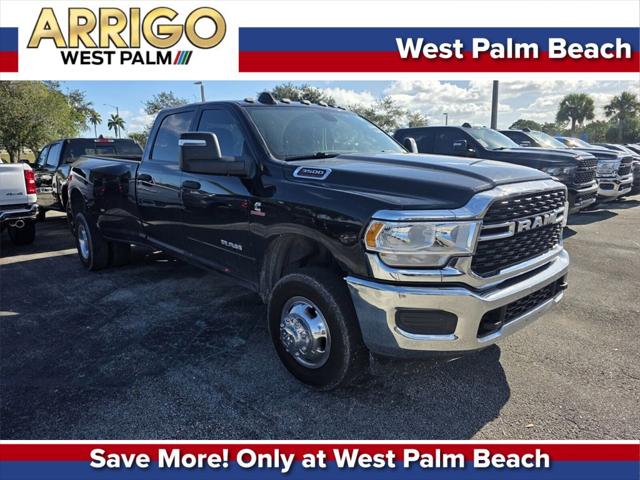 2023 RAM 3500 Big Horn Crew Cab 4x4 8 Box 2023 RAM 3500 Big Horn Crew Cab 4x4 8 Box