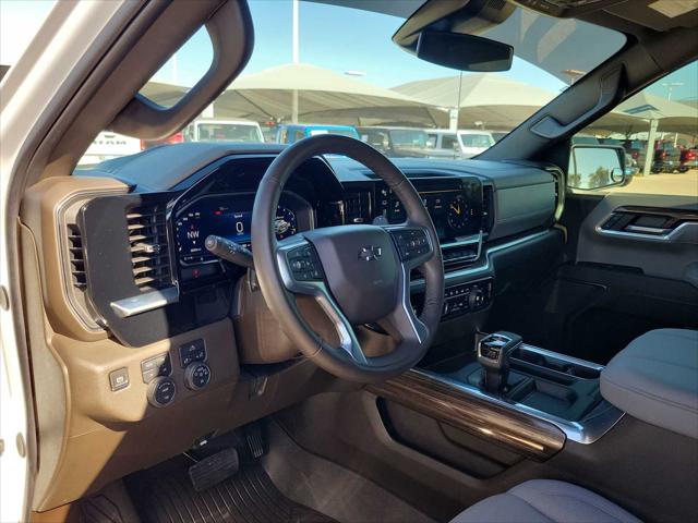 2024 Chevrolet Silverado 1500 4WD Crew Cab Short Bed RST