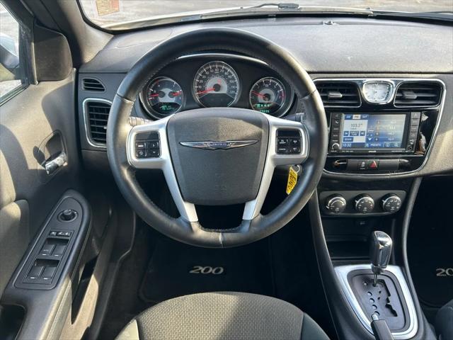 2011 Chrysler 200 Touring 2011 Chrysler 200 Touring
