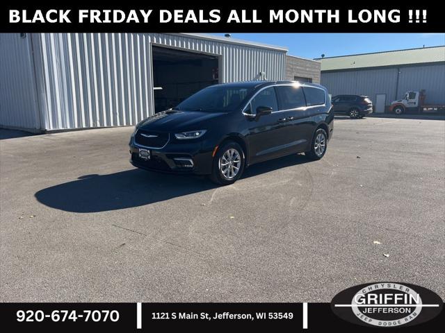 2026 Chrysler Pacifica PACIFICA SELECT AWD