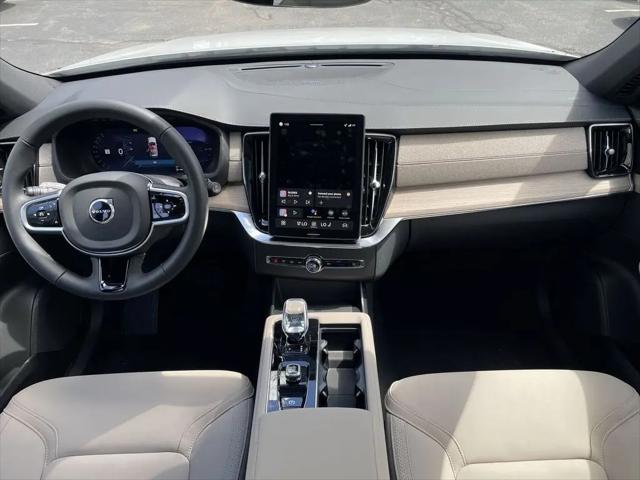 2026 Volvo XC90 Plug-In Hybrid Plus, T8 AWD, Electric/Gasoline, Bright, 7 Seats