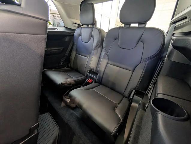 2026 Volvo XC90 Plug-In Hybrid Ultra, T8 AWD, Electric/Gasoline, Bright, 7 Seats