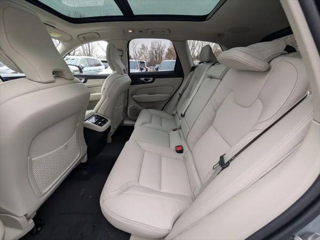 2026 Volvo XC60 B5 Ultra