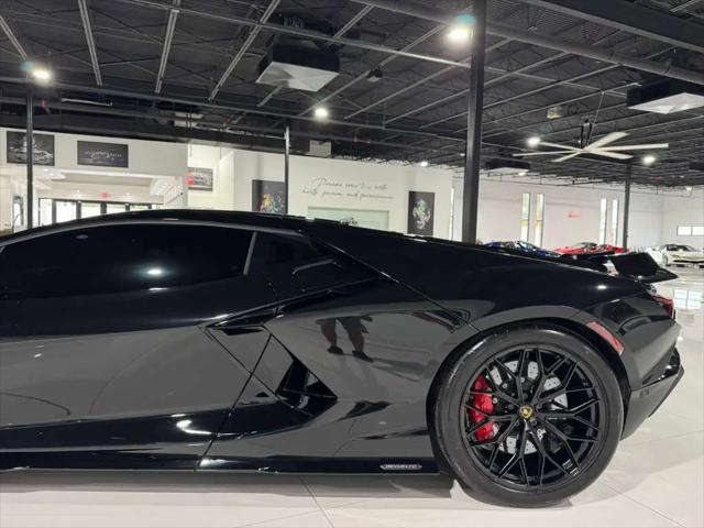 2024 Lamborghini Revuelto Revuelto