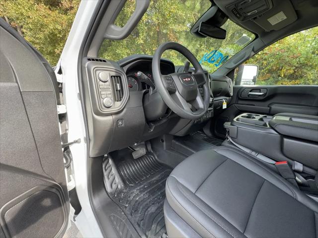 2026 GMC Sierra 2500HD Double Cab, Standard Bed, Pro, RWD