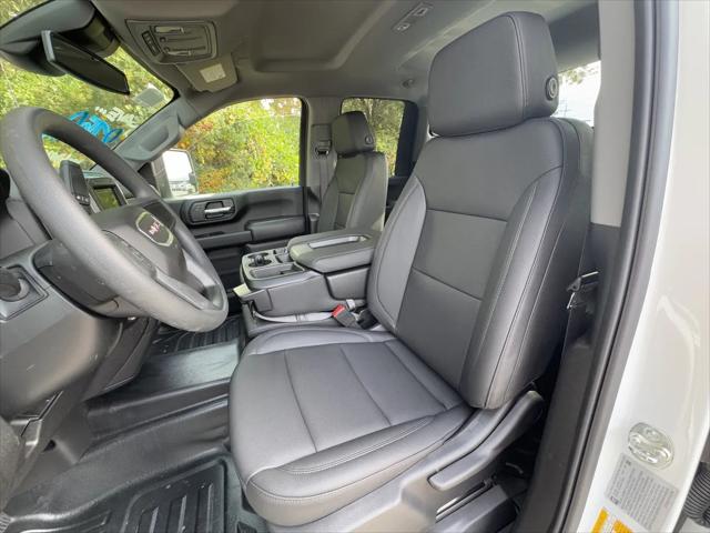2026 GMC Sierra 2500HD Double Cab, Standard Bed, Pro, RWD