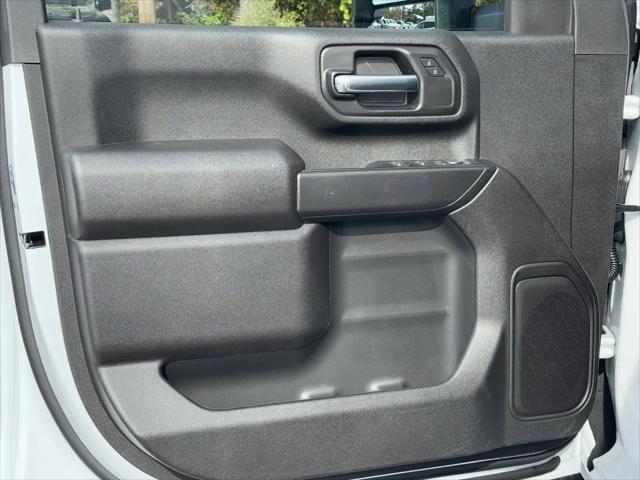 2026 GMC Sierra 2500HD Double Cab, Standard Bed, Pro, RWD