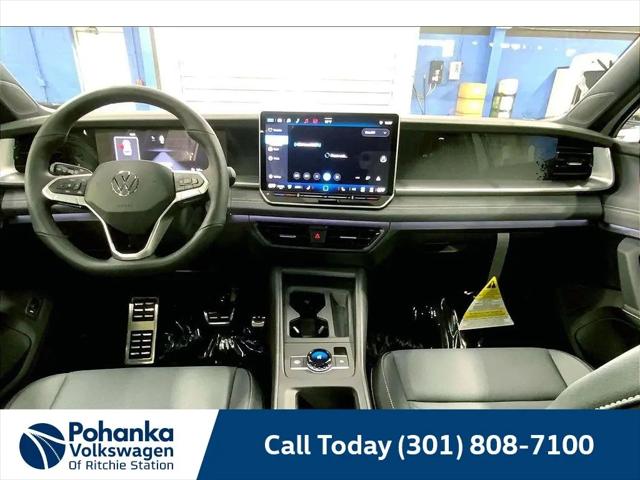 2026 Volkswagen Tiguan SE R-Line Black