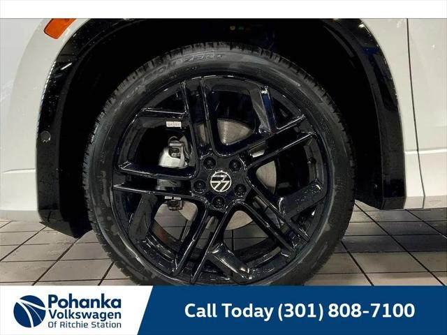 2026 Volkswagen Tiguan SE R-Line Black