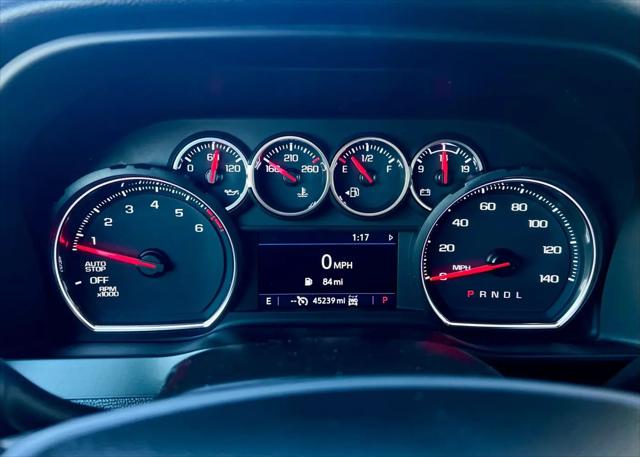 2022 Chevrolet Silverado 1500 4WD Crew Cab Short Bed RST