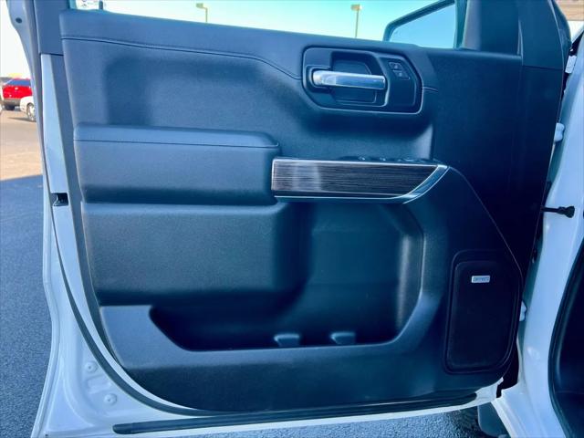 2022 Chevrolet Silverado 1500 4WD Crew Cab Short Bed RST