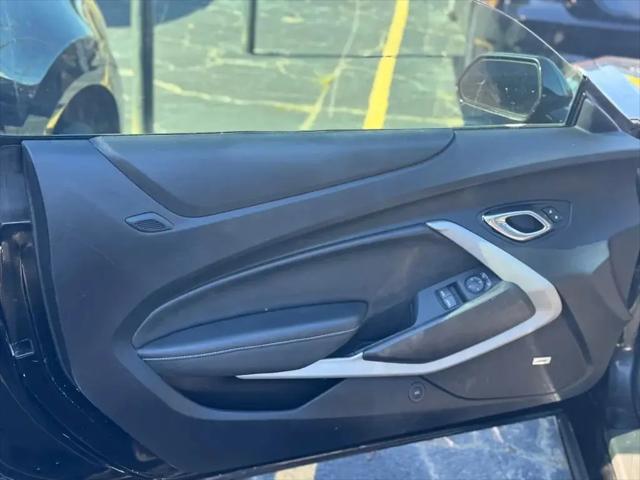 2020 Chevrolet Camaro RWD Coupe 1LT