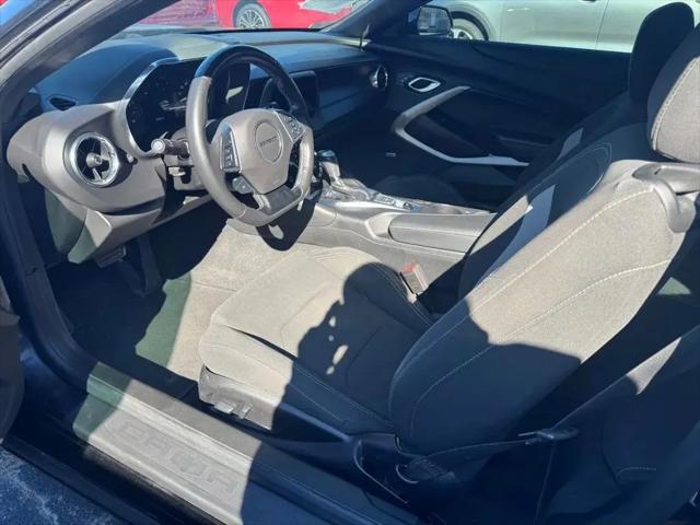 2020 Chevrolet Camaro RWD Coupe 1LT