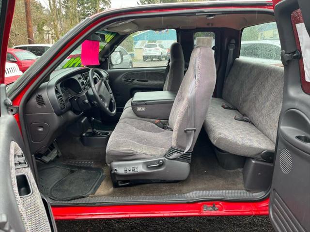 2000 Dodge Ram 1500 Base