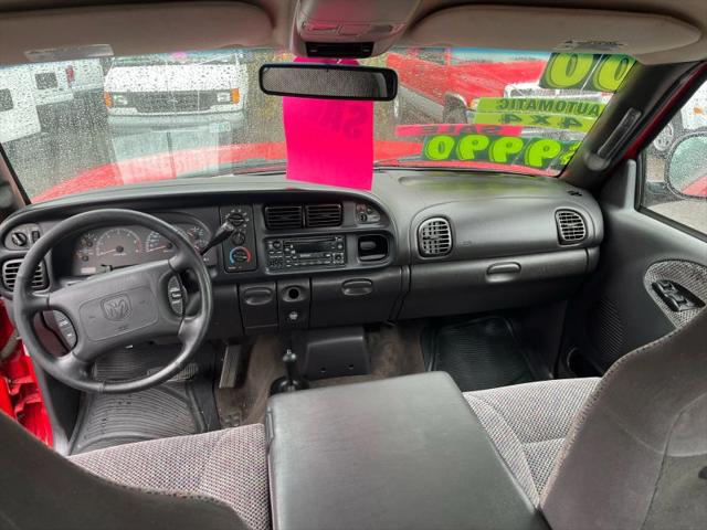 2000 Dodge Ram 1500 Base