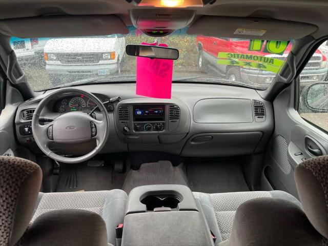 2001 Ford F-150 Base