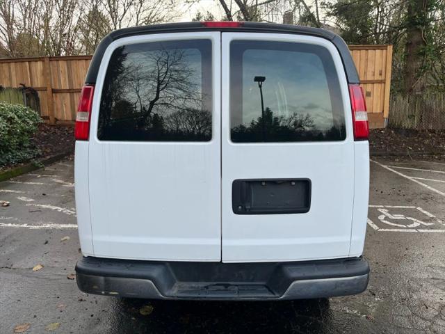 2018 GMC Savana 2500 Work Van