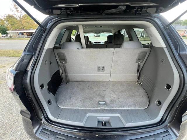 2017 Chevrolet Traverse LS