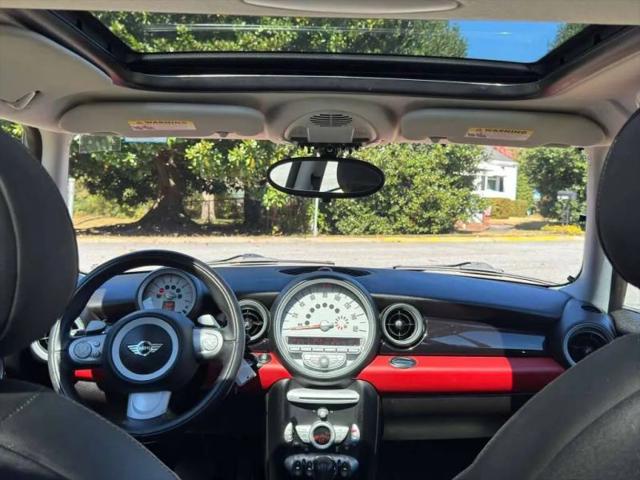 2009 MINI Cooper Cooper