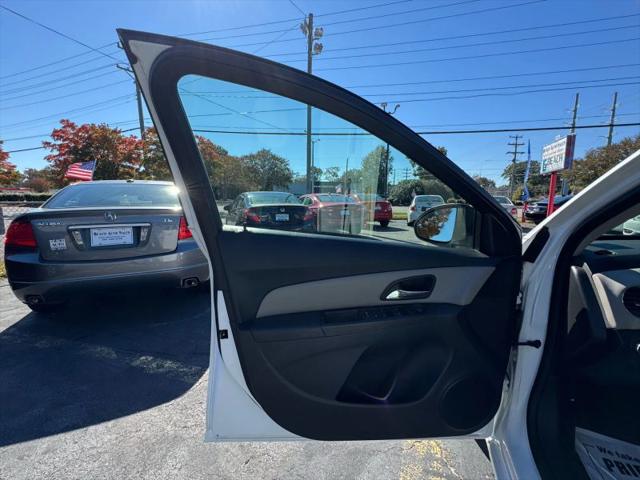 2016 Chevrolet Cruze Limited LS Auto