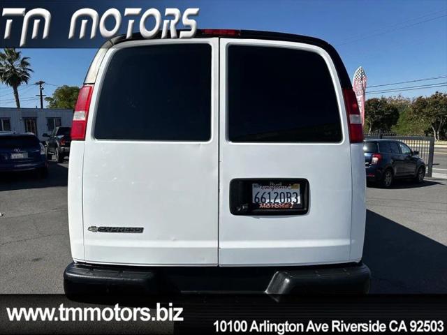 2019 Chevrolet Express Work Van