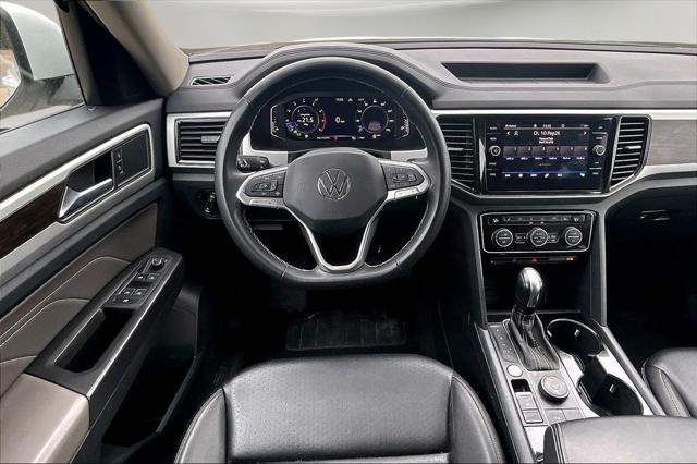 2022 Volkswagen Atlas 3.6L V6 SE w/Technology