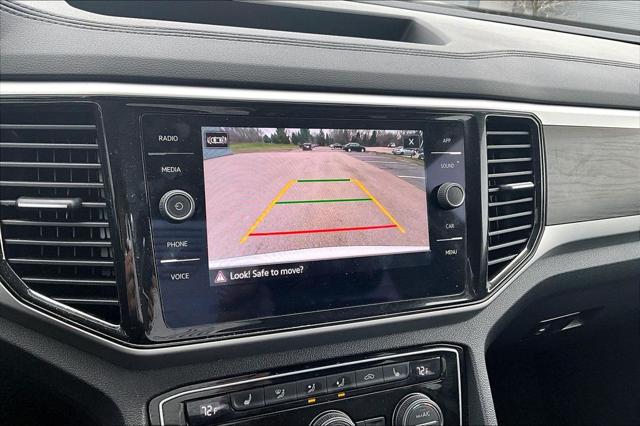 2022 Volkswagen Atlas 3.6L V6 SE w/Technology
